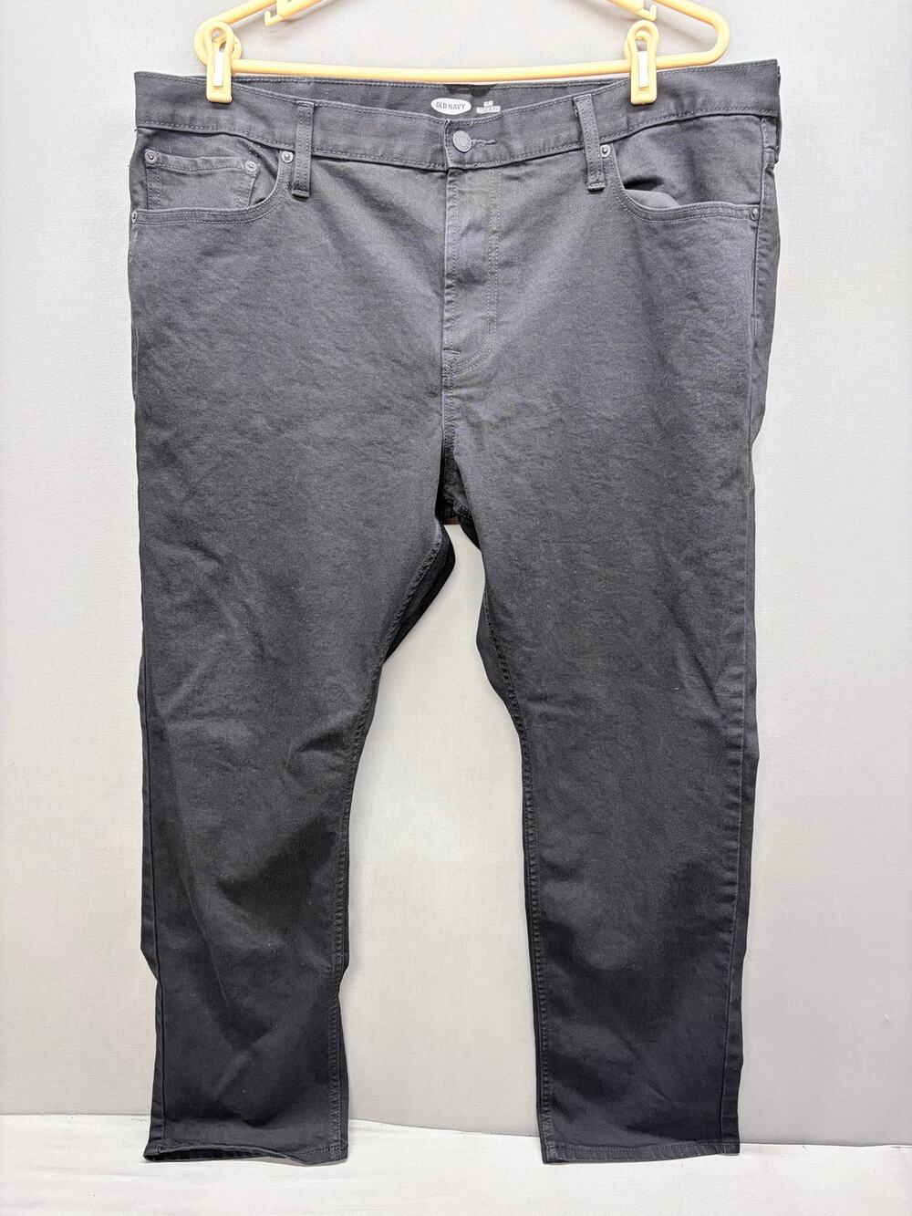 Old Navy Men 40x30 Slim Fit Jeans Built-In Flex Grey Denim Charcoal Pants